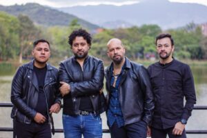 Read more about the article Viajero, desde Colombia, lanza ‘Nican Axcan’ (aquí y ahora), una canción para honrar y agradecer por el presente