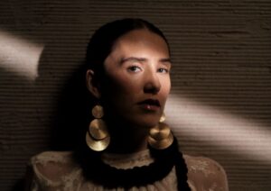 Read more about the article Escucha ‘CICLOS’, el nuevo disco de Kaya Q
