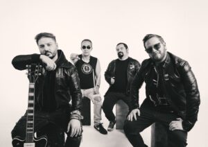 Read more about the article Entre ruinas, recuerdos y rock latino: así suena ‘Ciudad en Ruinas’, lo nuevo de Bonus Trak